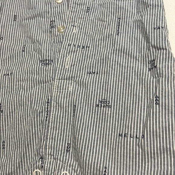 Carters 12 Mos Short Sleeve Romper - Picture 3 of 5